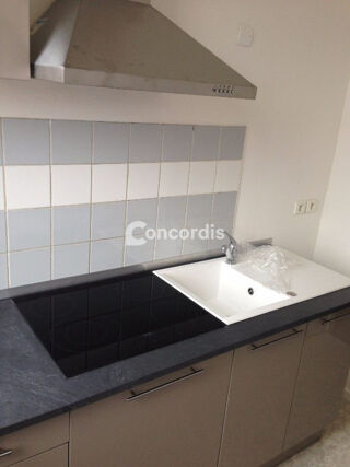  Appartement à louer 3 pièces 57 m²