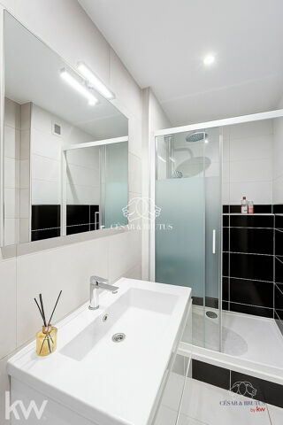  Appartement  vendre 4 pices 65 m