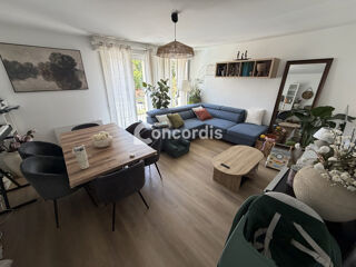  Appartement à louer 4 pièces 76 m²