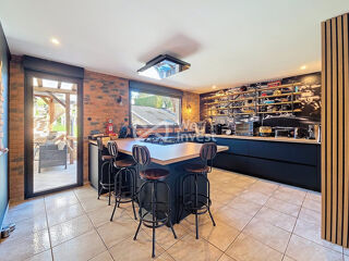  Maison � vendre 6 pi�ces 230 m�