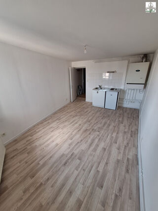  Appartement à louer 1 pièce 21 m²