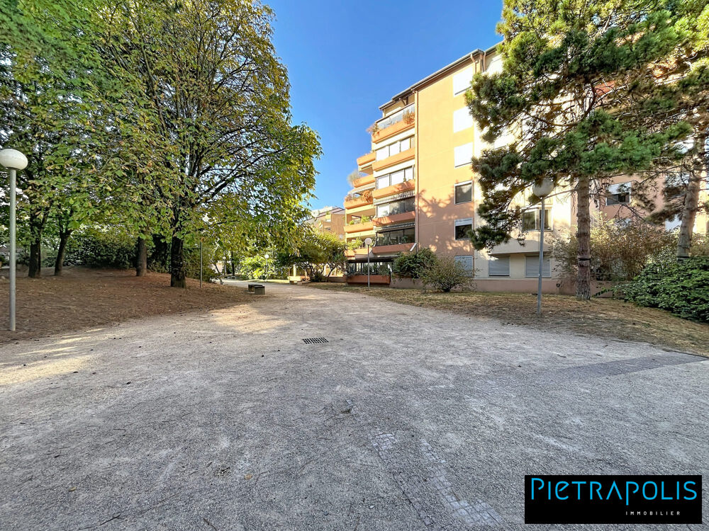 Vente Appartement T4 au calme avec balcon, dans une copropriété avec parc arbor? Lyon 7