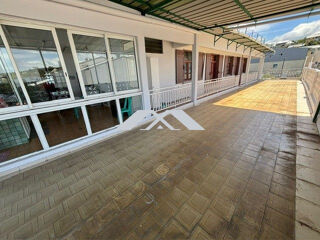  Immeuble � vendre 380 m�