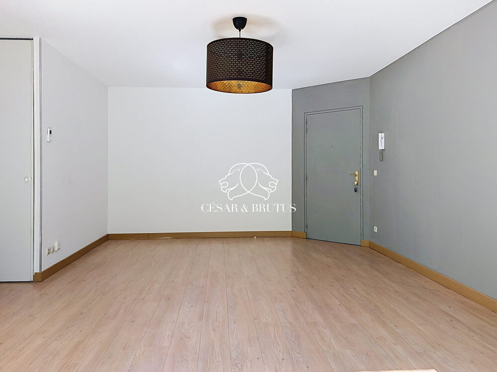 Vente Appartement T3 lumineux avec terrasse, piscine collective et cadre de vie pr Tassin-la-demi-lune