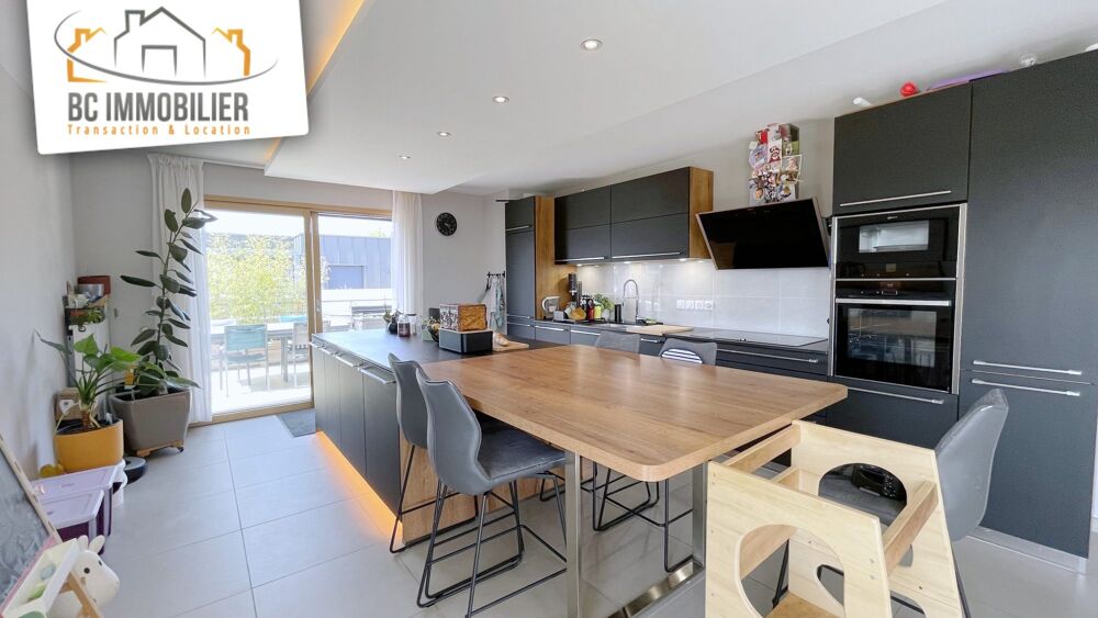 Vente Appartement Ornex Très bel attique avec garage double Ornex
