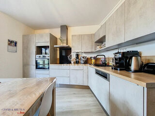  Appartement  vendre 4 pices 94 m