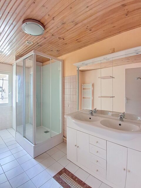  Maison  louer 5 pices 116 m St lieux lafenasse