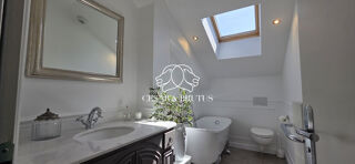  Maison  vendre 8 pices 200 m