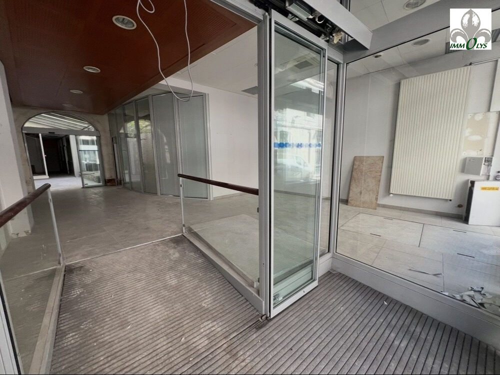   LOCAL PROFESSIONNEL CENTRE-VILLE 6 BUREAUX À FORT POTENTIEL DE Chalon-sur-saône