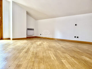 Immeuble à vendre 200 m²