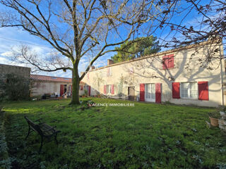  Maison � vendre 8 pi�ces 296 m�