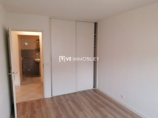  Appartement à louer 3 pièces 69 m²
