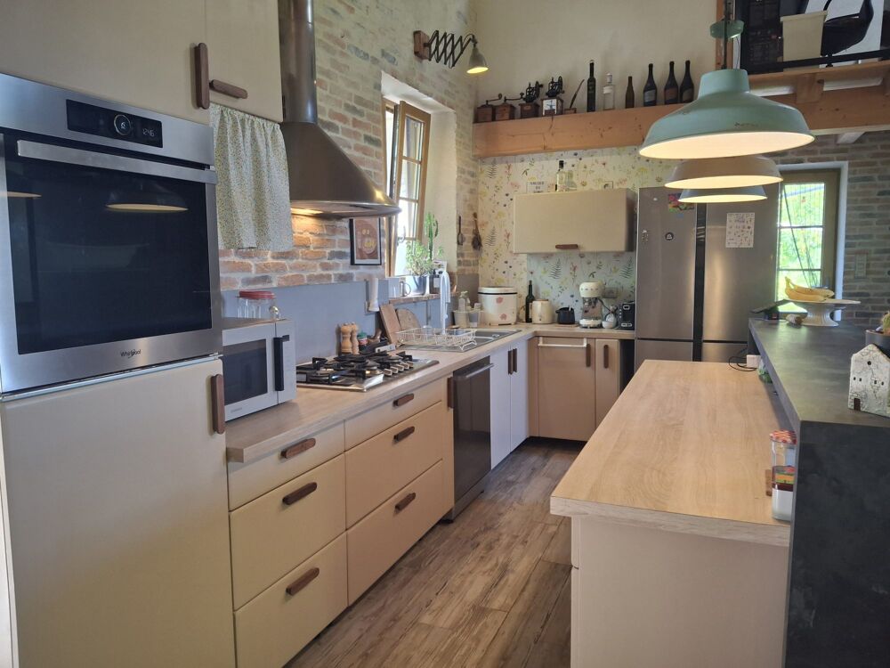 Vente Maison 2 maisons en pierre avec piscine sur 6ha de terrain Villeréal