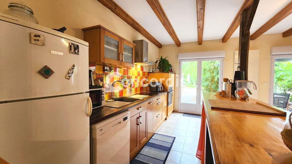 MAISON 5CH. + JARDIN ARBORÉ