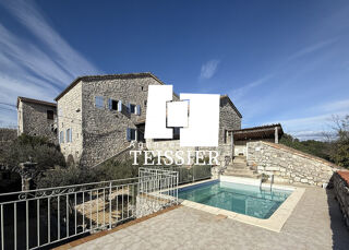  Maison � vendre 14 pi�ces 450 m�