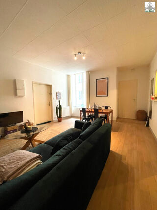  Appartement à louer 2 pièces 54 m²