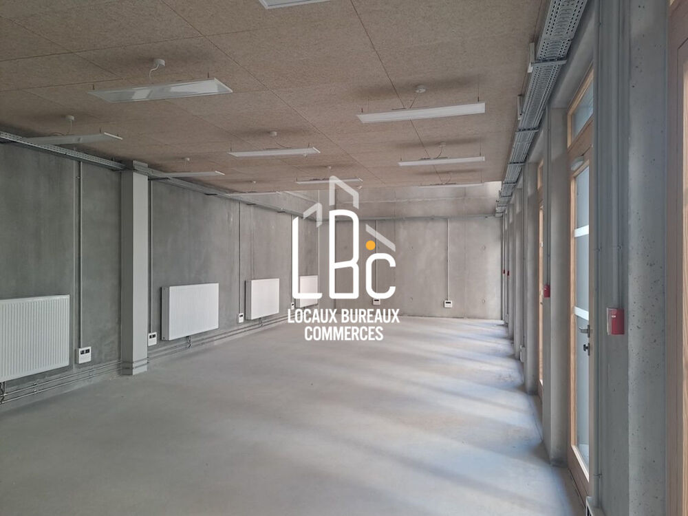   Nantes - A louer local commercial 251,80 M2 