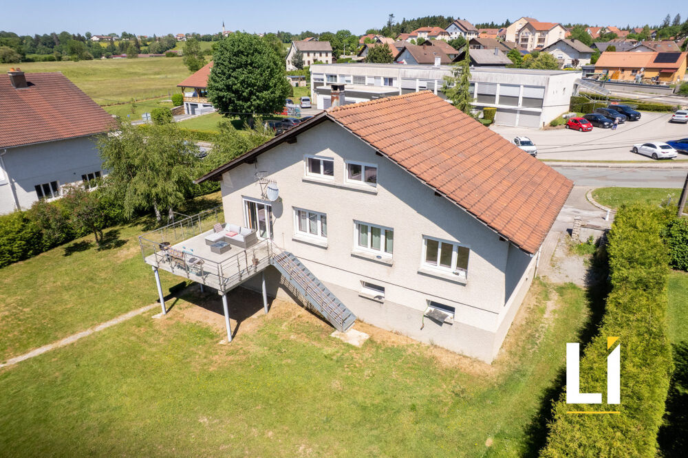 GRANDE MAISON ET HANGAR
