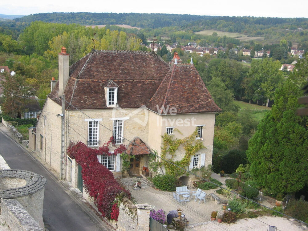 MANOIR