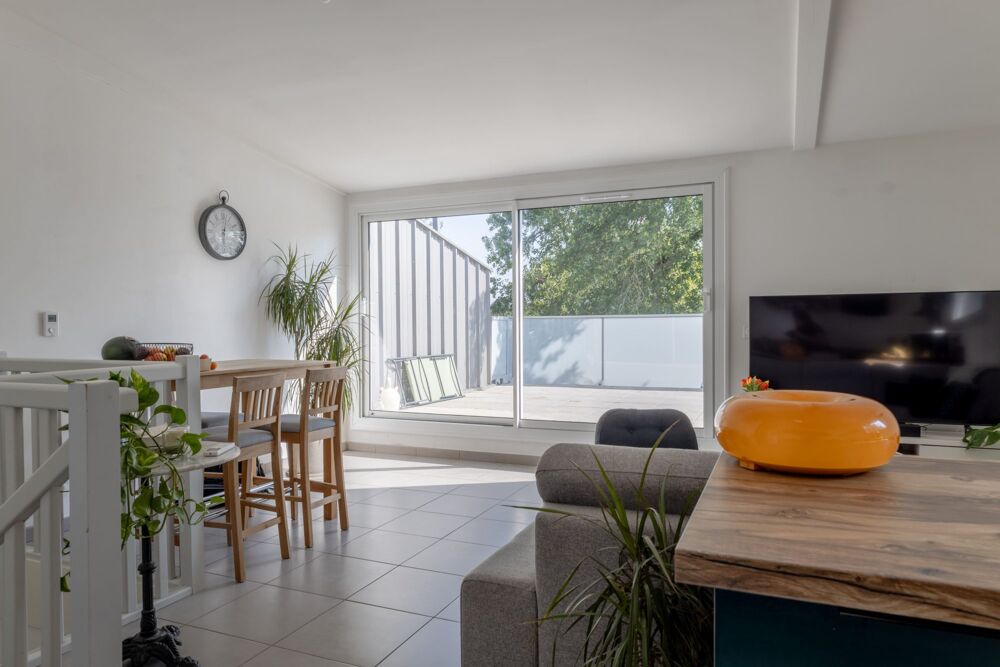 Duplex de standing à Pessac  Investissement locatif clé en