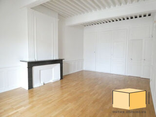  Appartement à louer 3 pièces 86 m²