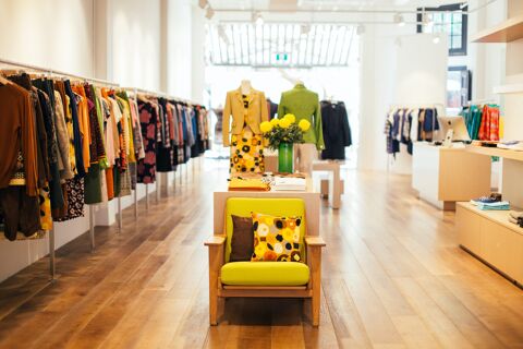 Lyon Nord Boutique de pret &agrave; porter 165000 69250 Neuville-sur-saône