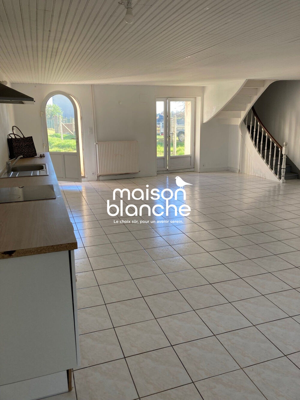 Vente Maison Ensemble immobilier 2 Maisons 7 pièce(s) 200 m2 Soudan