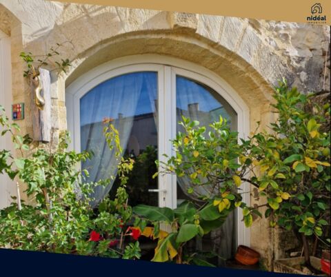   charmante maison de carat�re avec cour et terrasse Maison - 5 pi�ce(s) - 110 m�