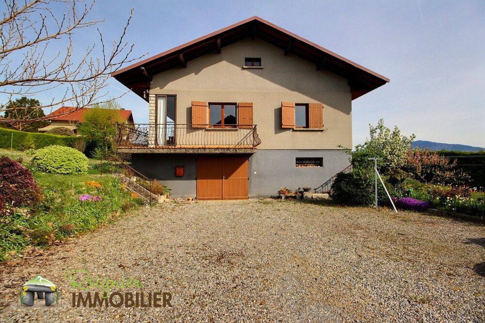 PERS-JUSSY  Maison traditionnelle avec fort potentiel sur ter