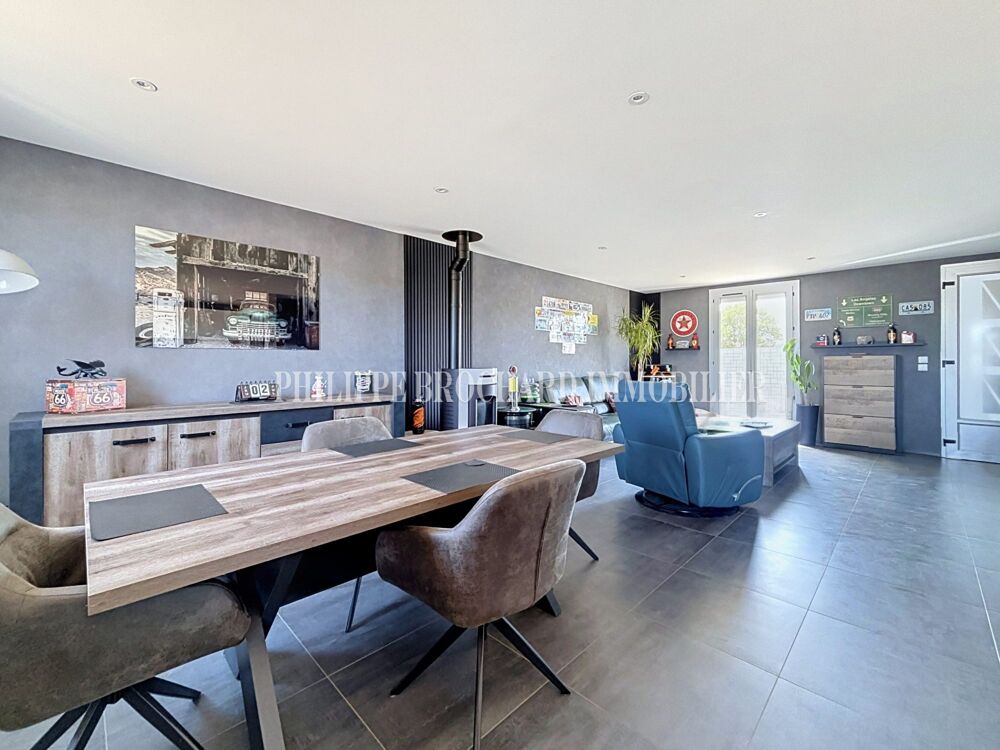 maison avec sous-sol + grand terrain