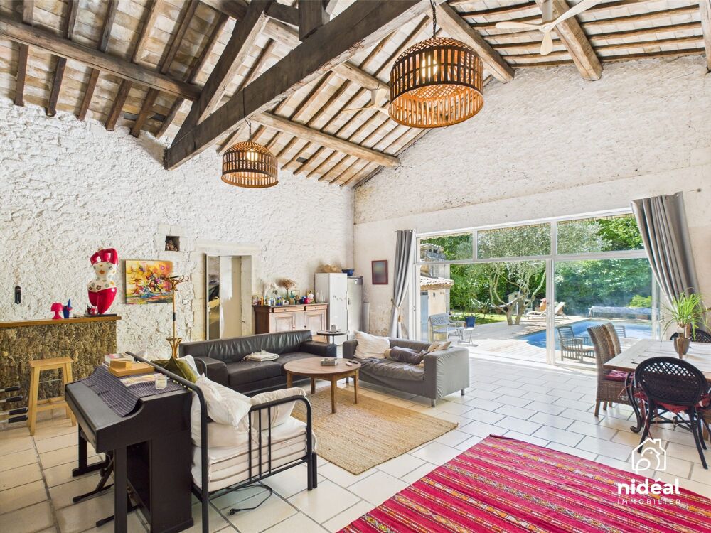 Vente Maison Maison de Maître avec 4 appartements – Jardin et Dépendances Sommières