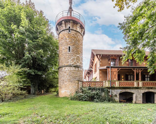  Maison  vendre 10 pices 400 m