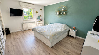  Maison à vendre 10 pièces 200 m²
