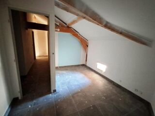  Immeuble à vendre 385 m² Loures-barousse