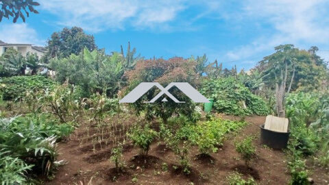 Terrain constructible 560 m&sup2; Saint Leu 130900 97424 Saint-leu