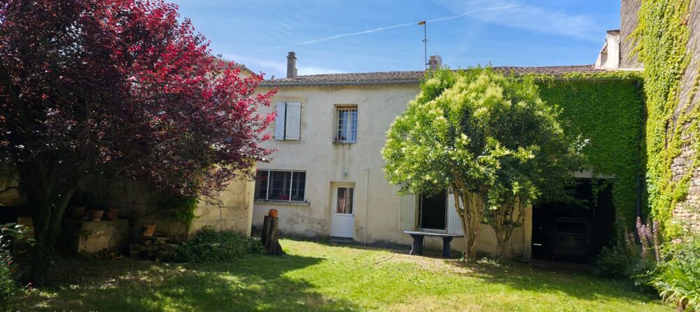 Maison vigneronne avec superbe terrain, garage