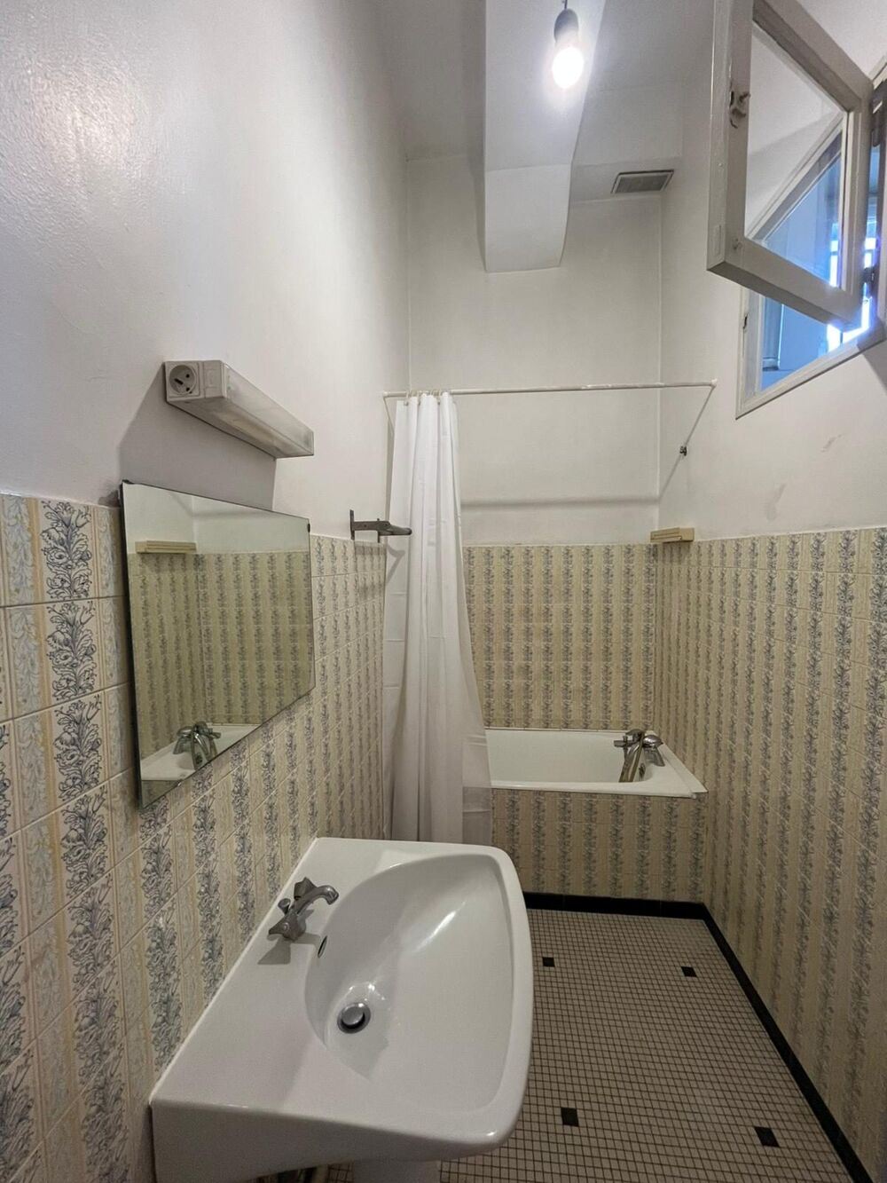 Location Appartement T2 non meublé 51 m2, Cours de l'Argonne, proche barrière ST GE Bordeaux