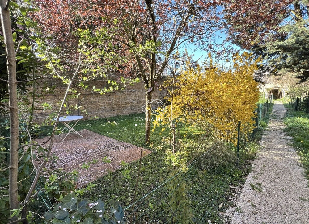 APPARTEMENT BOURGEOIS