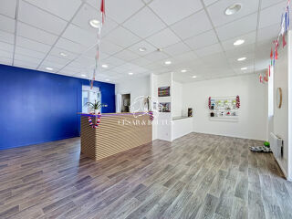  Immeuble à vendre 375 m² Amplepuis