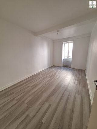  Maison à louer 4 pièces 110 m²