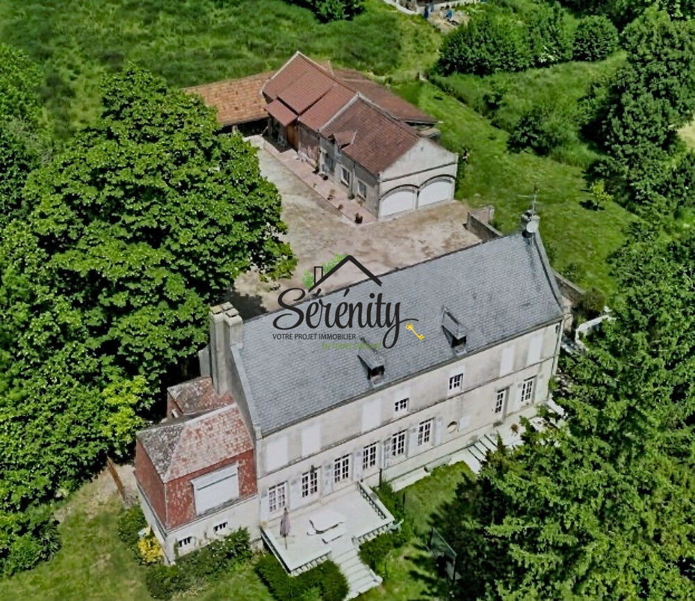 Vente Maison Maison Bourgeoise de 297 M2, 7 Pièces, domaine de 4.4 hectares Cambrai