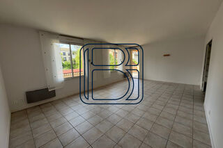  Appartement à louer 5 pièces 96 m²