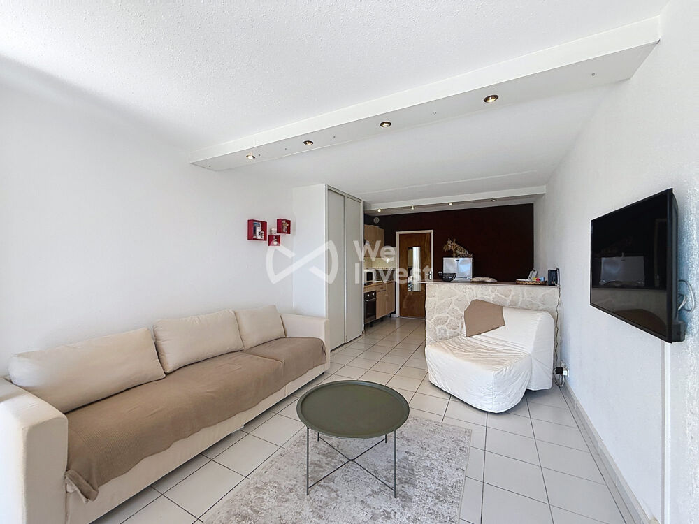 Vente Appartement Studio 28 m² avec balcon, terrasse et garage Calvi