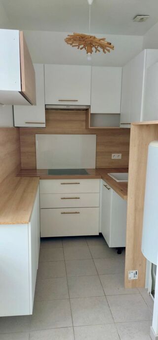  Appartement à louer 3 pièces 50 m²