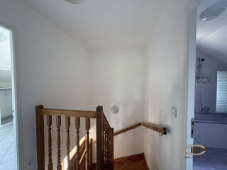  Maison à louer 5 pièces 110 m²