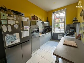  Immeuble à vendre 211 m²