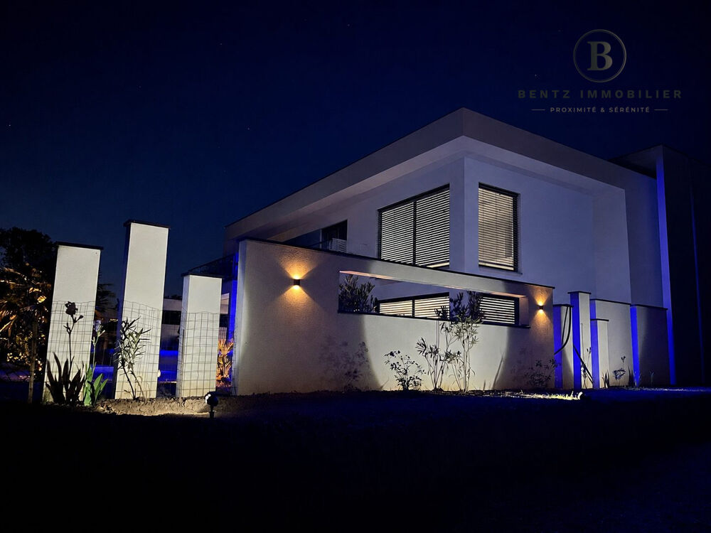Magnifique Villa contempoiraine 236m² - 6 chambres - Piscine