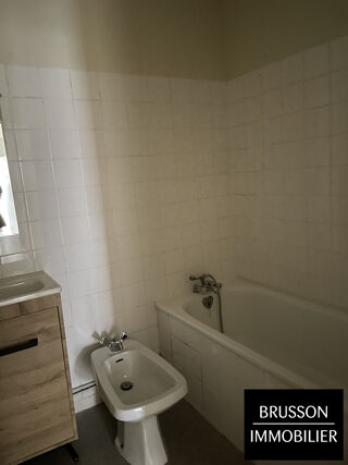  Appartement � louer 4 pi�ces 98 m�