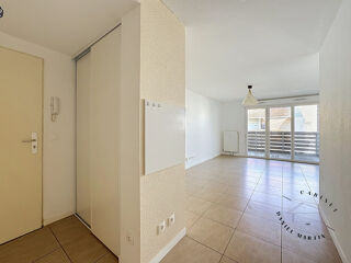  Appartement à louer 3 pièces 64 m²