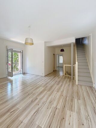  Maison à louer 4 pièces 93 m²